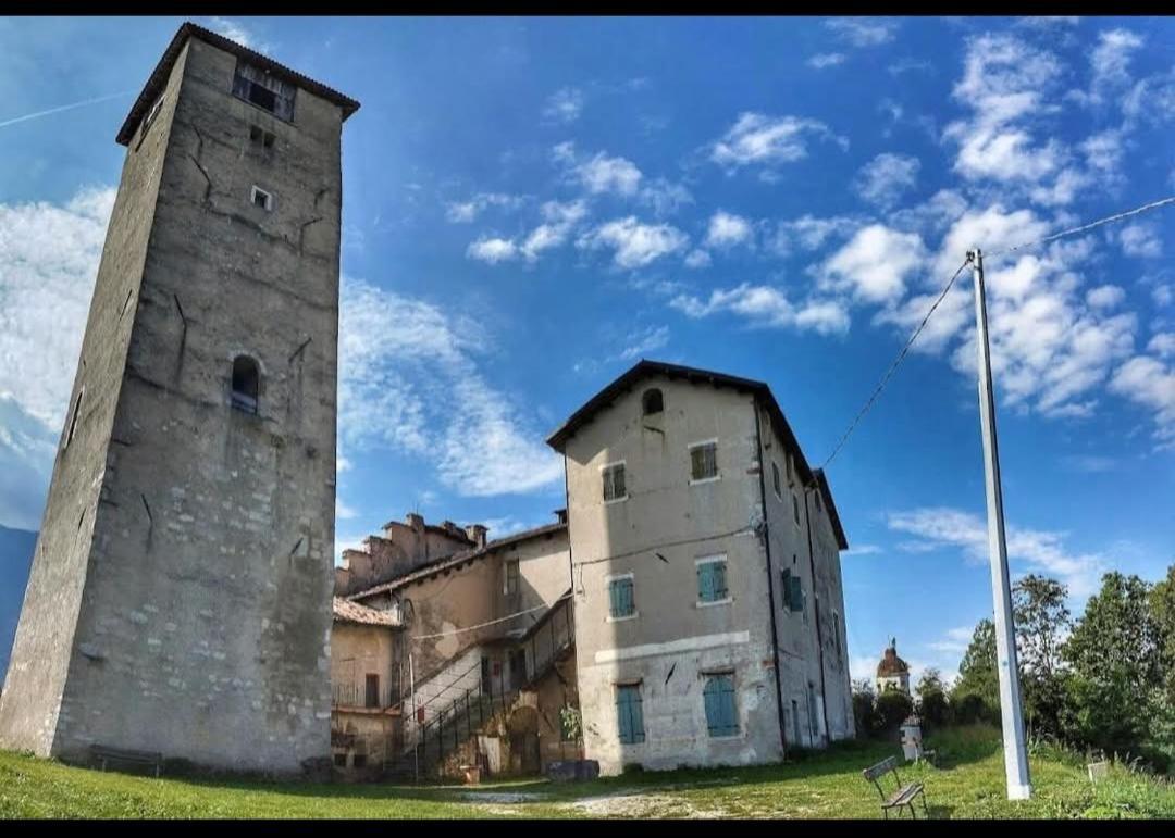 Via Mezzaterra 10 Apartment Feltre Exterior photo